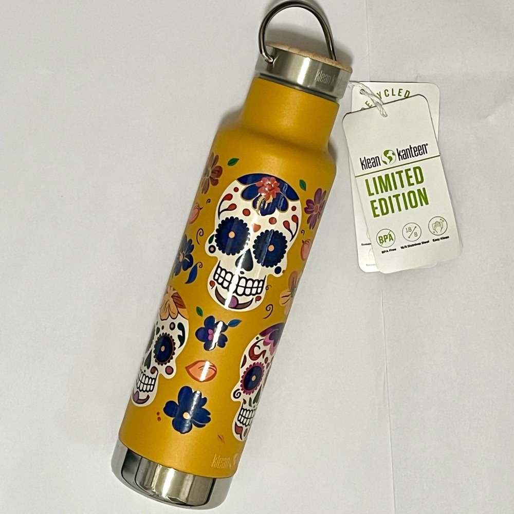 Vibrant Yellow Skull Accent Piece with Unique Design